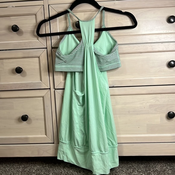 Lululemon Bra Tank - Picture 2 of 4